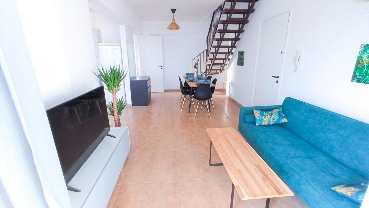 Luxury Maisonette - Ea View, Gym- 5 Min From * Larnaca