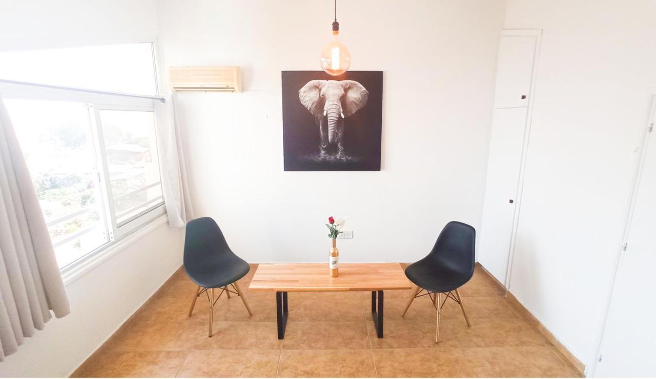 Appartement Luxury Maisonette - Ea View, Gym- 5 Min From Larnaca